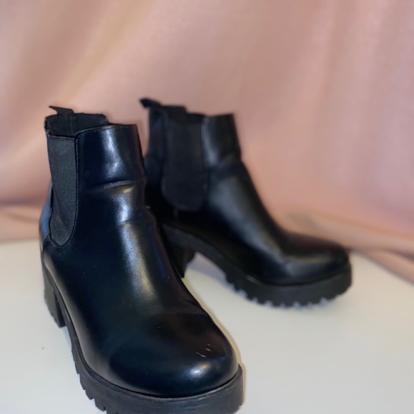 Boots - Picture 2 of 2